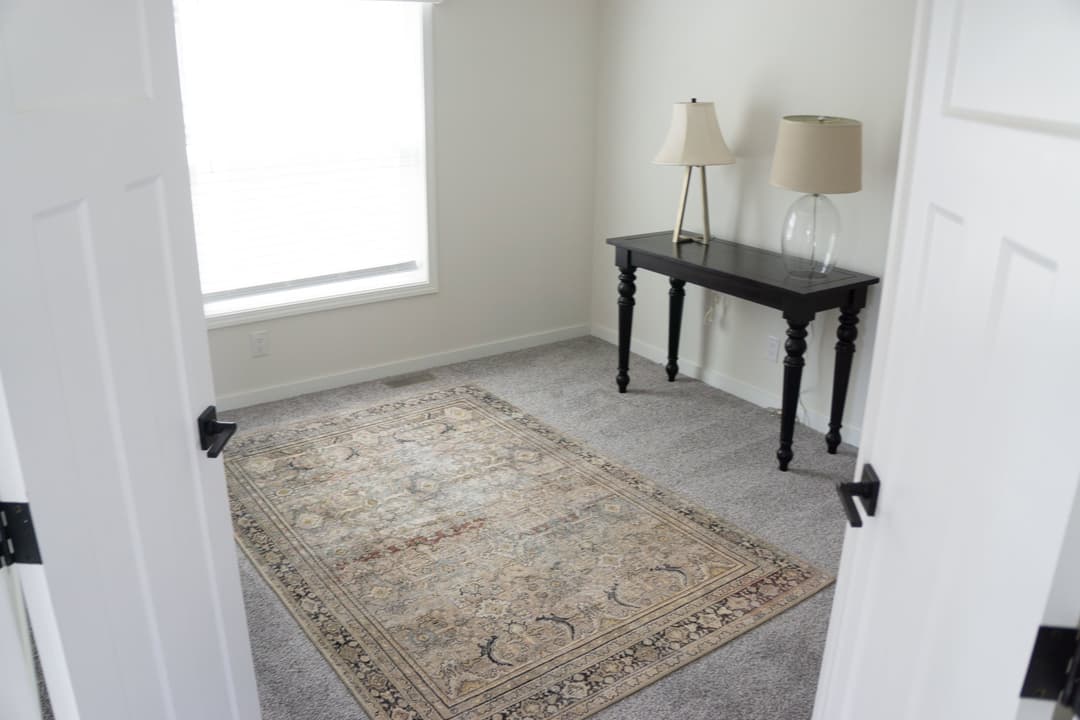 Hillcrest g865 interior home features